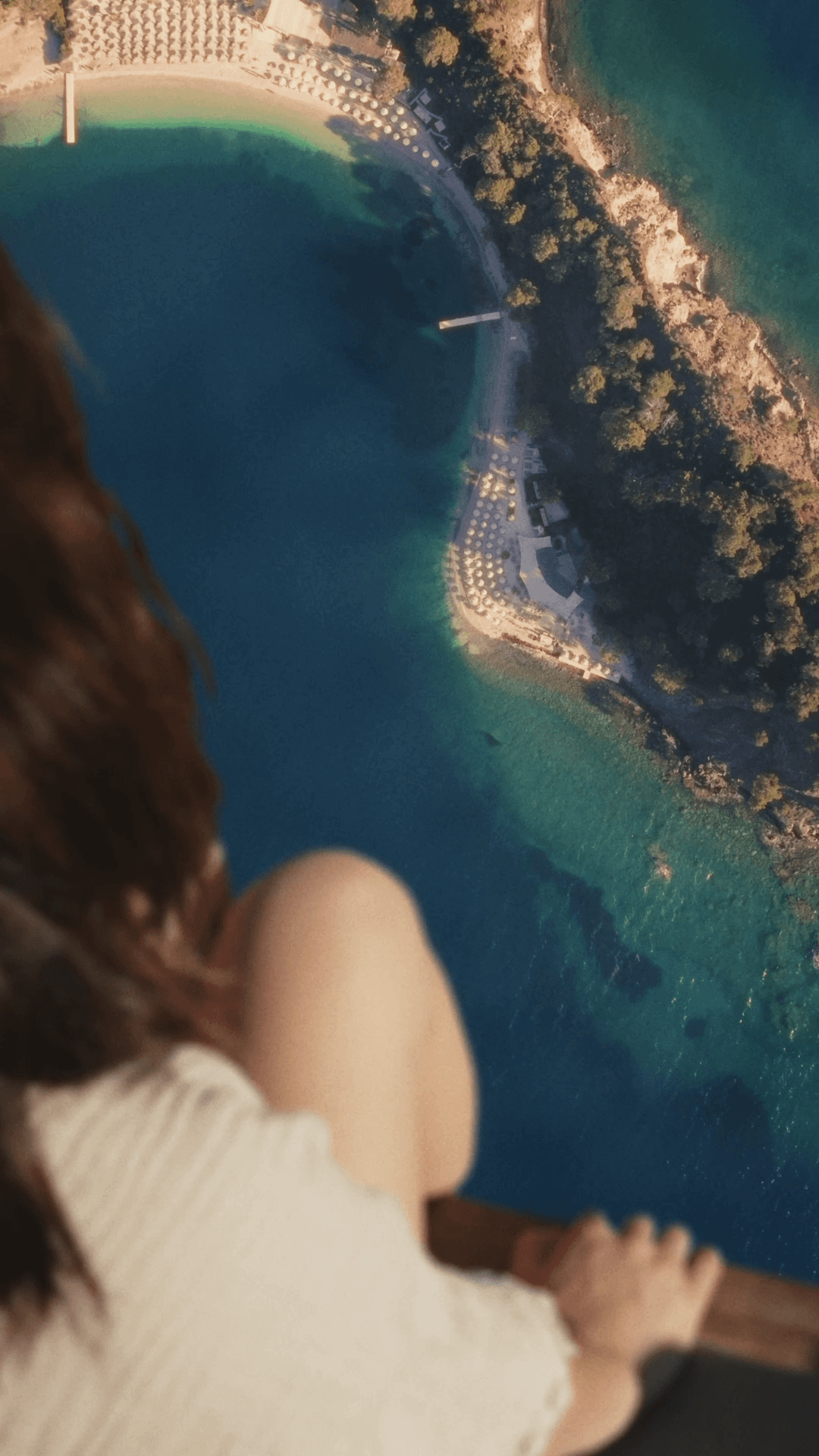 Let Your Soul Free! - Sea Me Beach detail 1